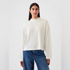 Gap Oversized Mockneck Waffle T-Shirt - M Petite